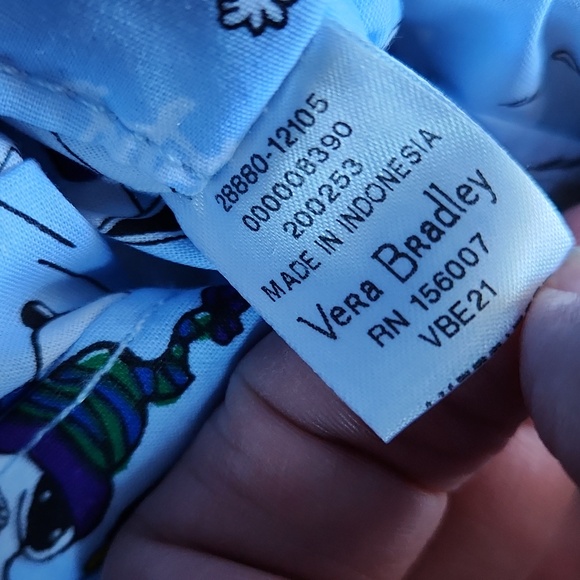 Adorable NWOT Vera Bradley Ski Jump Snoopy & Woodstock Quilted Tote 💙🐾 - Picture 13 of 16